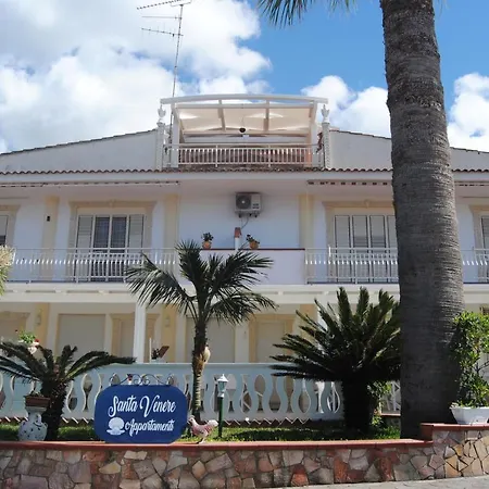 Santa Venere Parcheggio Privato Aparthotel 3*