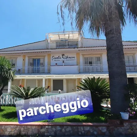 Santa Venere Parcheggio Privato