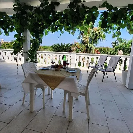 Aparthotel Santa Venere 