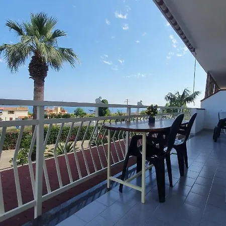 Santa Venere Parcheggio Privato Aparthotel 3*
