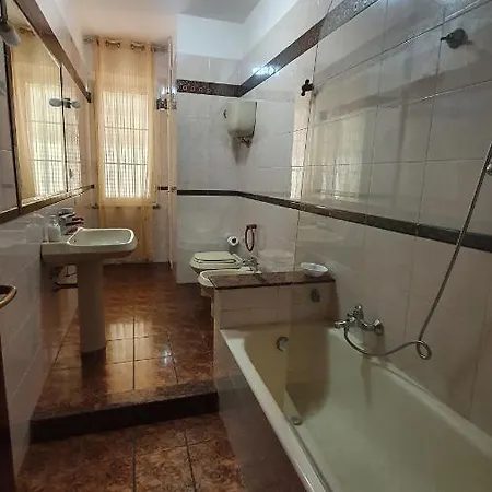 Santa Venere Parcheggio Privato 3*