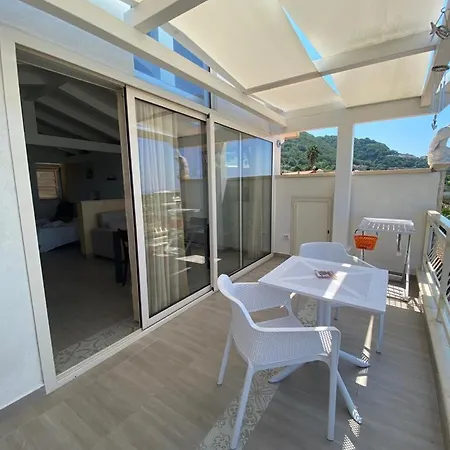 Santa Venere Parcheggio Privato 3*