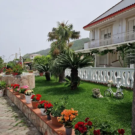 Santa Venere Parcheggio Privato
