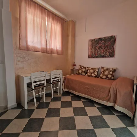 Santa Venere Parcheggio Privato